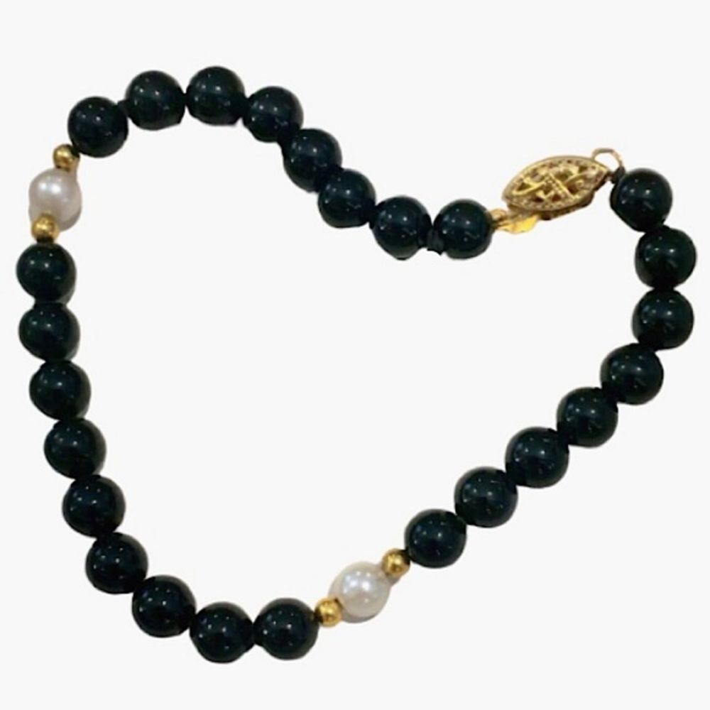 14k Yellow Gold Black Pearl White Pearl Bracelet